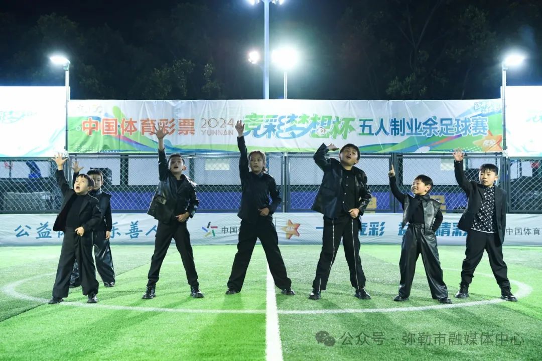 足球比赛县队获得冠军_足球冠军赛是什么意思_足球联赛冠军规则