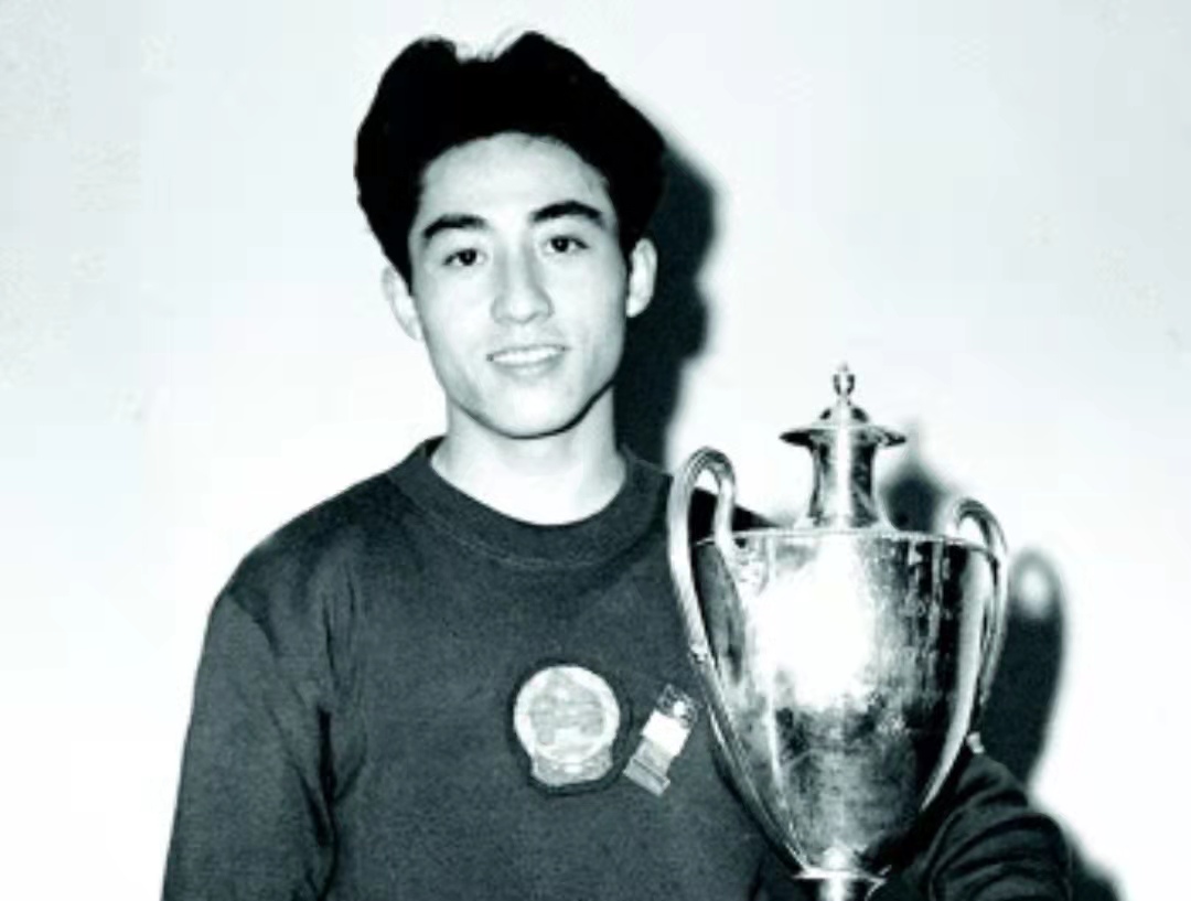全运会历届足球冠军_全运会足球冠军算几块金牌_1997年全运会足球冠军