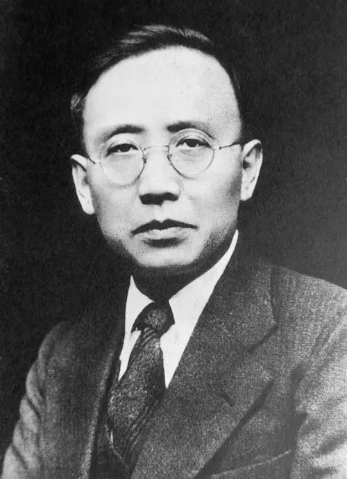 浙江游泳冠军赛_浙江大学游泳冠军铜像_浙江游泳金牌