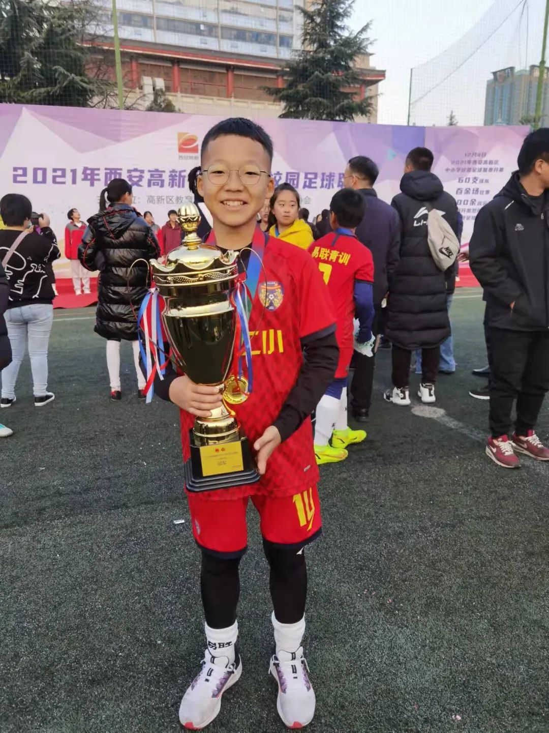 小学生跑步体操音乐_体操体育跑步小学生怎么跑_小学生体育跑步体操