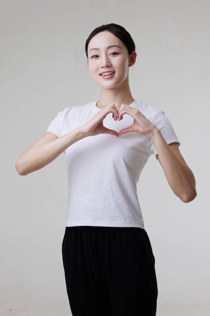 花样游泳奥运会金牌_花样游泳奥运会获奖视频_奥运会花样游泳冠军赛名单