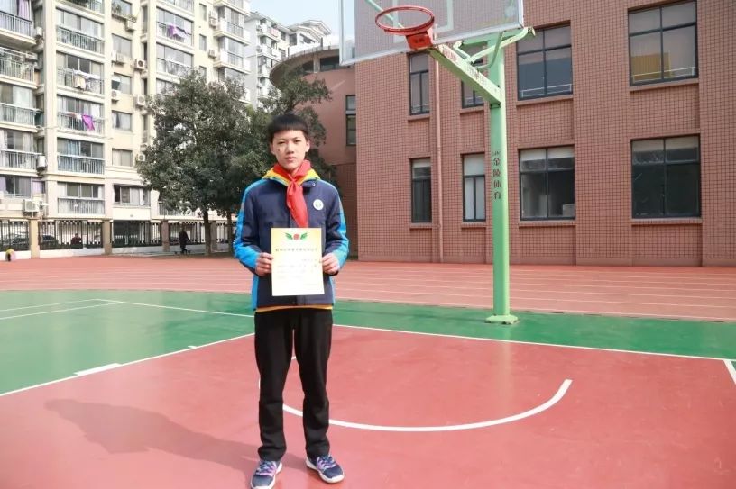 观文小学篮球比赛_水东小学篮球比赛冠军_全国篮球小学生冠军