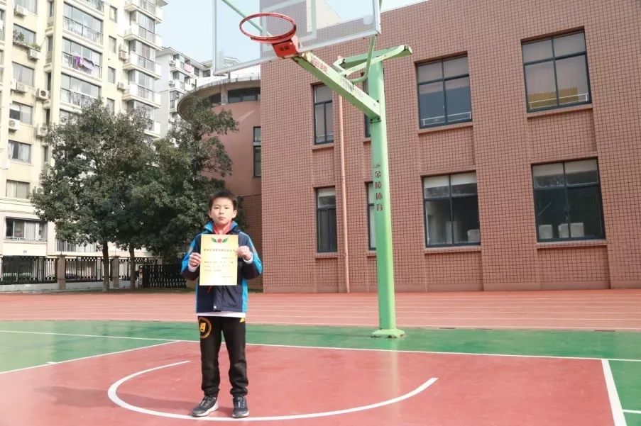 观文小学篮球比赛_水东小学篮球比赛冠军_全国篮球小学生冠军