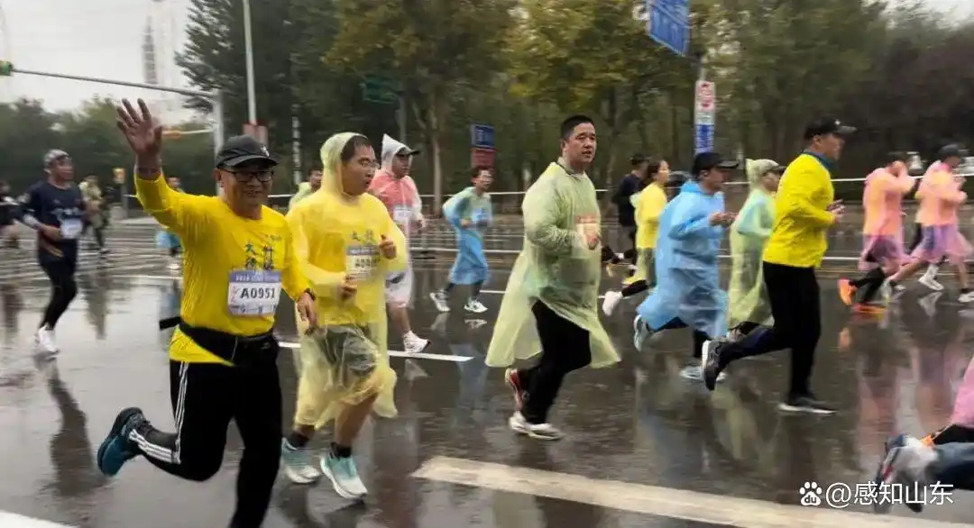马拉松应急预案方案_马拉松应急保障队员_马拉松急救保障人员安排