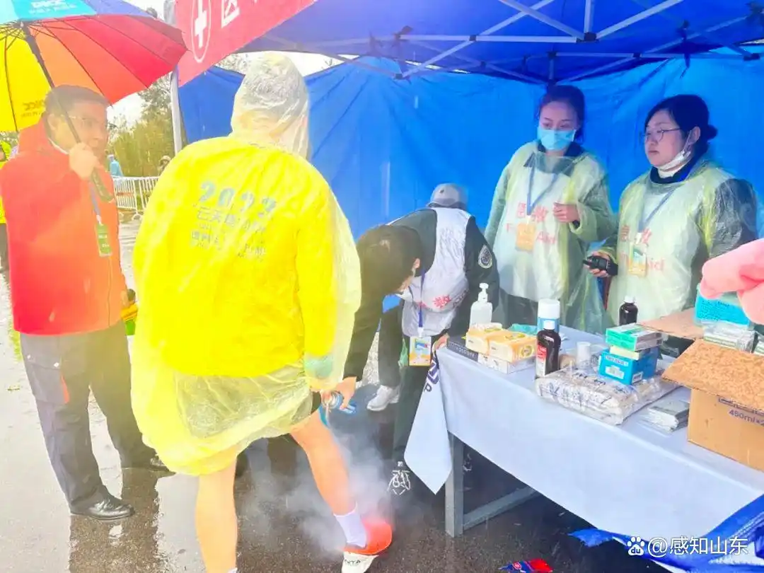 马拉松急救保障人员安排_马拉松应急预案方案_马拉松应急保障队员