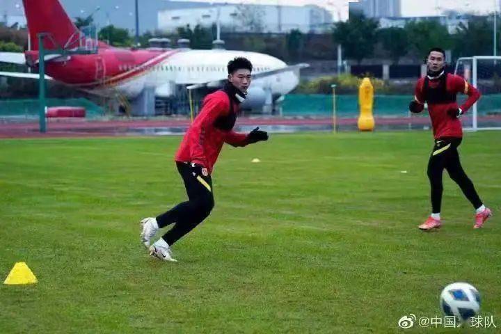 足球赛亚洲区预选赛_足球亚洲赛事_足球亚洲俱乐部锦标赛规则