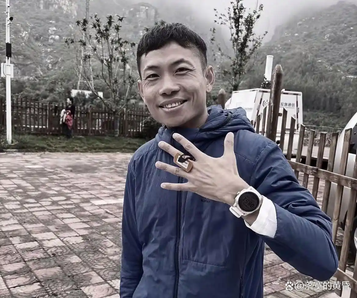马拉松人员_马拉松运动员二级_马拉松跑步运动员