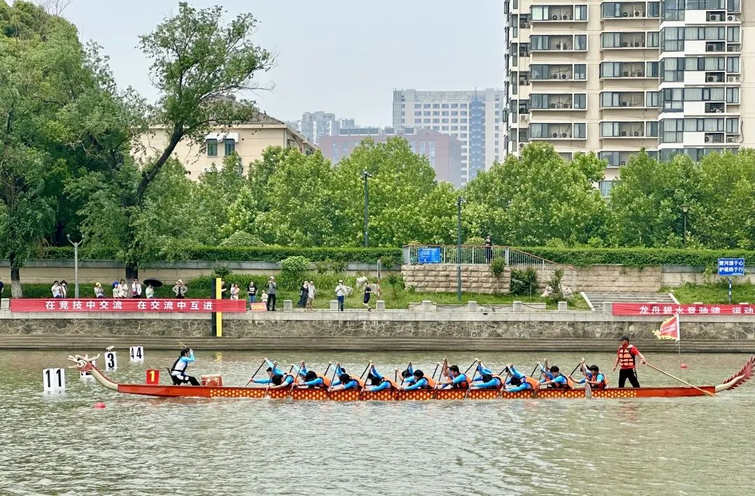合肥六中运动会开幕式_六合高中运动会_合肥六中运动会2021