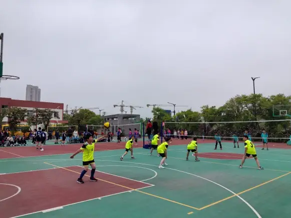 合肥六中运动会2021_高中学校运动会_六合高中运动会