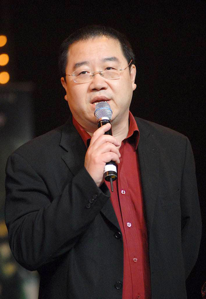 游泳冠军第一人_原游泳冠军_开远游泳冠军