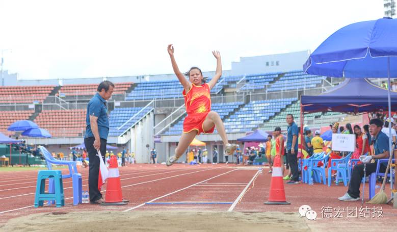 开远游泳教练_开远游泳冠军_原游泳冠军