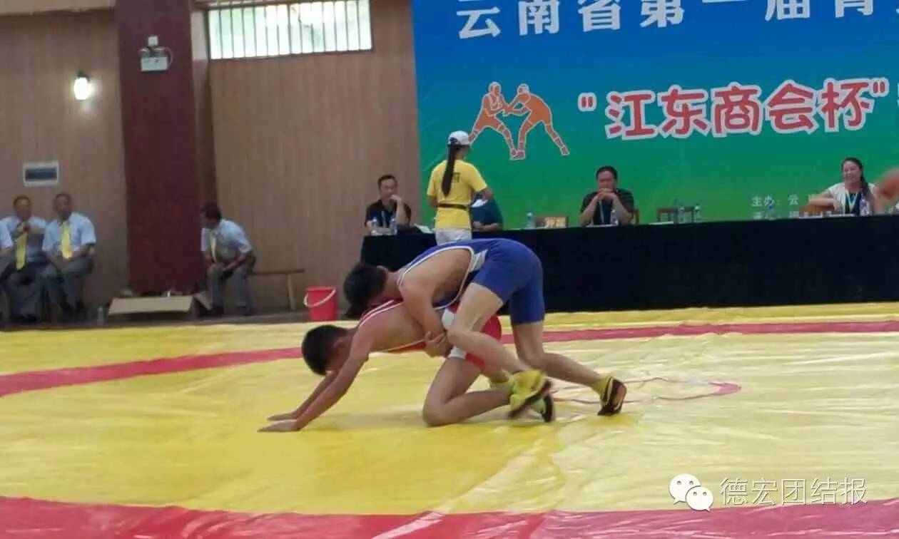 开远游泳教练_开远游泳冠军_原游泳冠军