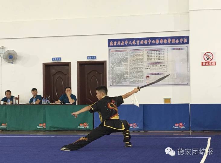 原游泳冠军_开远游泳教练_开远游泳冠军